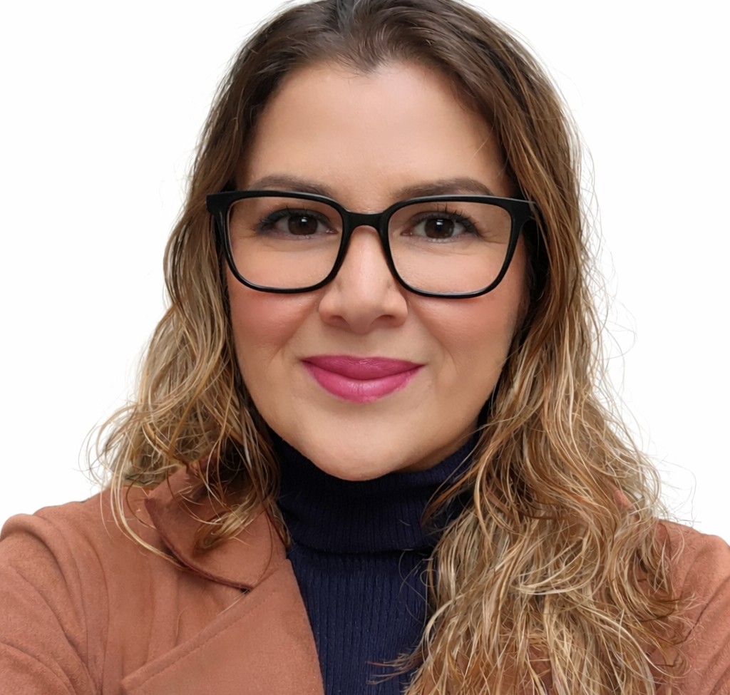 Portrait of author Ana Lezama
